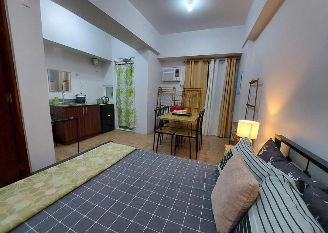 Alabang Affordable Condominium Manila Bagian luar foto