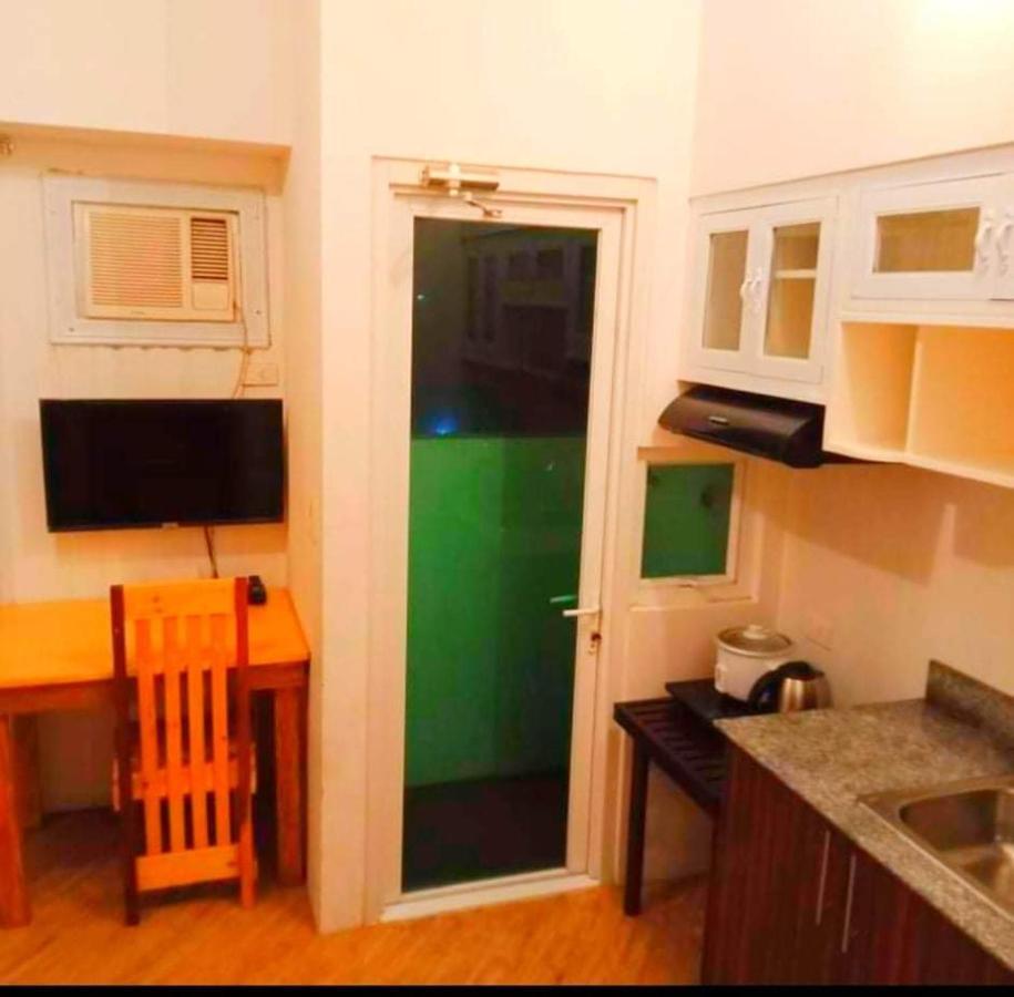 Alabang Affordable Condominium Manila Bagian luar foto