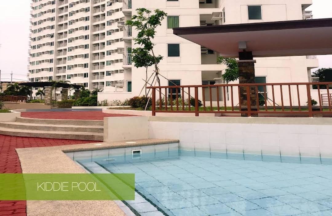 Alabang Affordable Condominium Manila Bagian luar foto